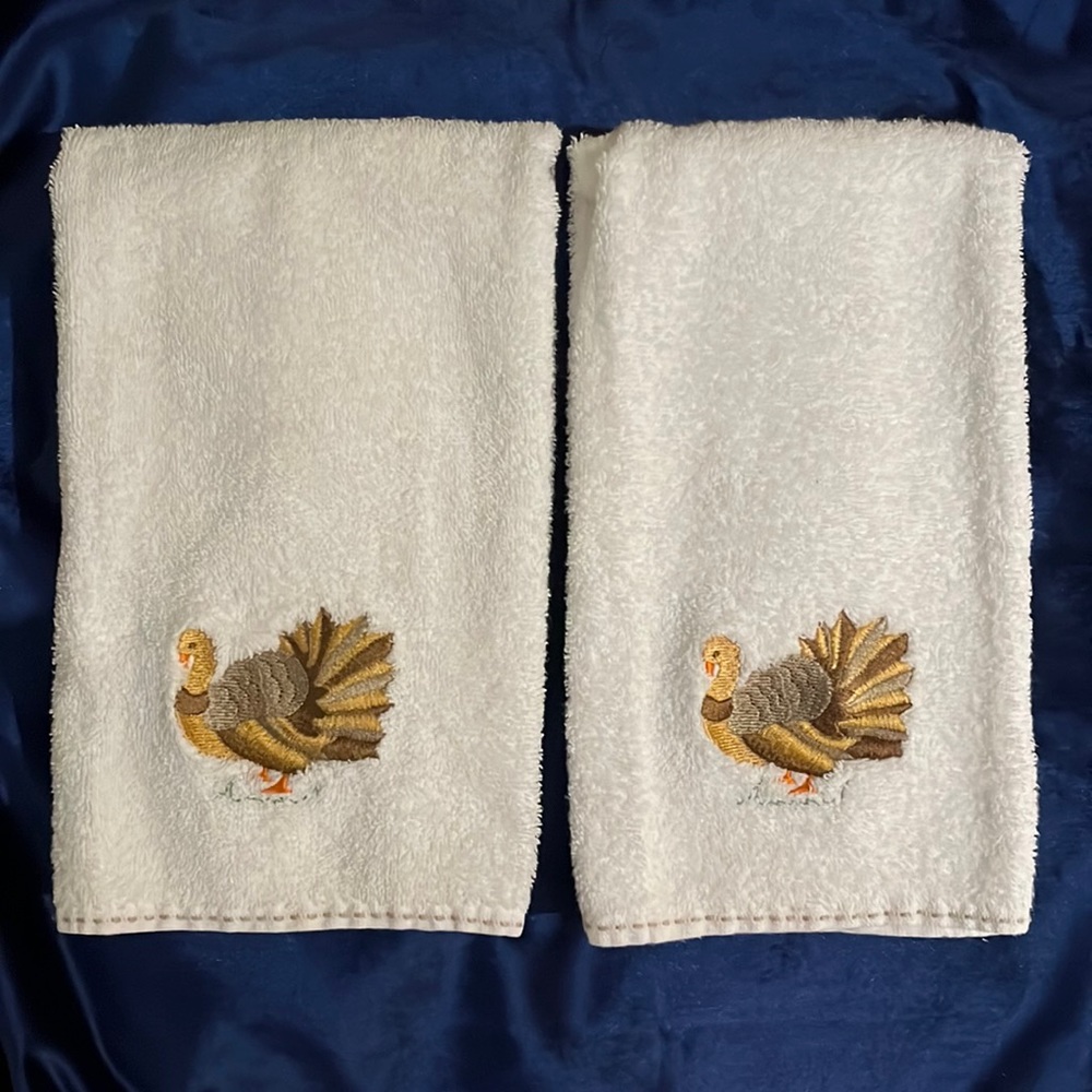 Pair Cotton Kitchen Hand Towels w/ Embroidered Turkeys Harvest Moon Collection